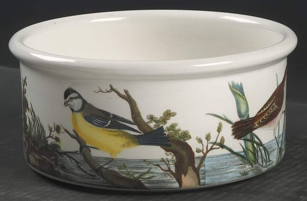 Birds of Britain- &" Round Veggie/Souffle Dish